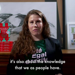Find out how you can change the world this summer ☀️ Discover the shocking gender bias that affects our everyday lives. Invisible Women is out now in paperback. Winner of Science, Business, Current Affairs and Reader’s Choice awards. | Vintage Books