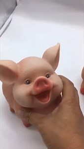 Cute Pig Coin Money Bank, Shatterproof Large Resin Piggy Bank for Kids, Kids Money Bank Can as Christmas Birthday Gifts