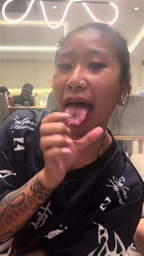 Girls just wanna have fun 🤣 #JmartinTV #thailand