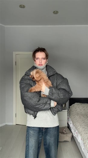 ari🫧 (@ari1ivana)’s videos with original sound - j.