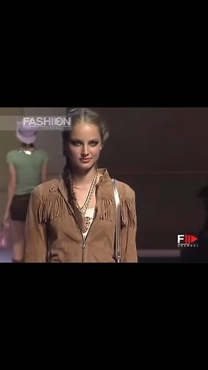 90s00siconicfashion on Instagram: "Ruslana Korshunova for Blugirl Spring/Summer 2006"