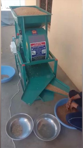 3.4K views · 12 reactions | Khatkata Grader chalna machine, Wheat cleaning machine ☎️+91 94253 20160 | Punjab Engineering Corporation | Facebook
