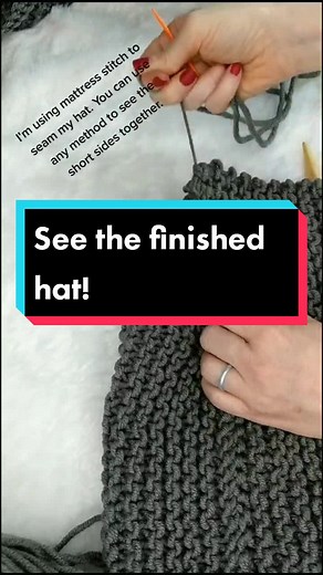 Seam a Knitted Hat with Pom - Knit Hat DIY Tutorial