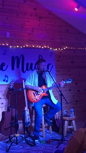 Nothing like that foot-stompin’, harmonica-driven groove of RB Stone’s Hill Country Stomp. Pure, earthy blues at its best. 🎸 If you love real blues, hit ❤️ and share it with a friend who loves guitar! #hillcountrystomp #bluesrock #americanamusic #blueslegend #liveblues #RootsMusic #bluesheritage #southernrock #harmonicablues #GuitarLoversUnite #footstompinblues 🎸 RB Stone’s new Live From Manuel’s Mountain is out — listen now! 👉 https://tinyurl.com/49wymbv2 Posted by: Kize Leonar (SM Assistant