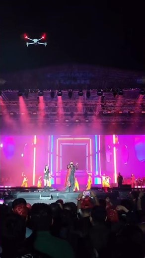 Tera pyar pyar song by Himesh Reshammiya at Gandhinagar live concert