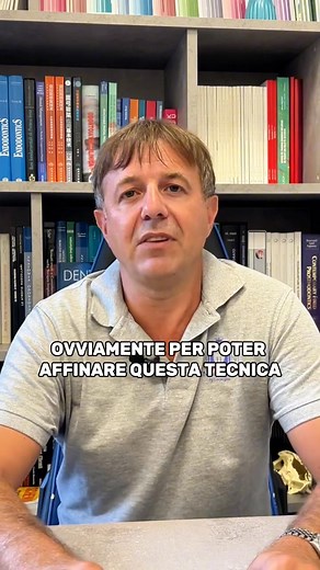 🦷 “Mi sono svegliato senza denti… e prima di pranzo avevo di nuovo un sorriso fisso in bocca.” Sembra incredibile, ma è esattamente quello che accade ogni volta che applichiamo il nostro Metodo FIXODENT. ❤️ Abbiamo impiegato 20 anni per perfezionare una procedura che, oggi, cambia la vita in soli 180 minuti. ⏱ Entri in studio al mattino. 📍 Viene eseguito l’intervento con l’inserimento degli impianti. 🔩 La protesi, già preparata nei giorni precedenti grazie al nostro laboratorio interno, viene