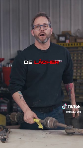 Problèmes de Cardan : Bruits et Symptômes à Surveiller