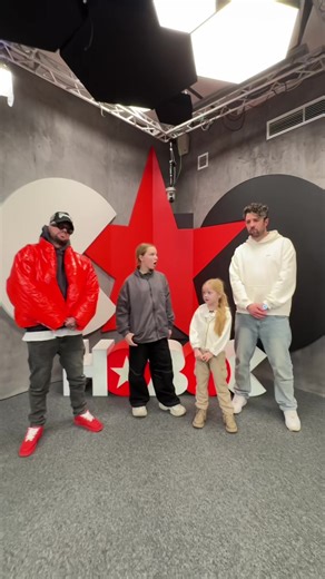 под новый под новый под новый под новый под новый год мне Дед Мороз подарочки принес #betsy #подновыйгод