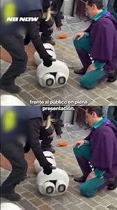 ANIMATRÓNICO DE OLAF "SE DESMAYA" EN DISNEY PARIS