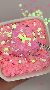 99 reactions | I love this shape!  Perfect for Spring! #glitter #glittertumblers #glittermugs #glitterslime #glitterdominoes #glitteraddict #glitterbones #glitterobsessed #sparkles #crafts #artandcrafts #gmitribe #nailart #sparkle #shine #glittercrafts #iloveglitter #diy #satisfying #satisfyingvideos #tumblers #glittersupplier #usglittersupplier #spring #flower | Glitter Makes It | Facebook