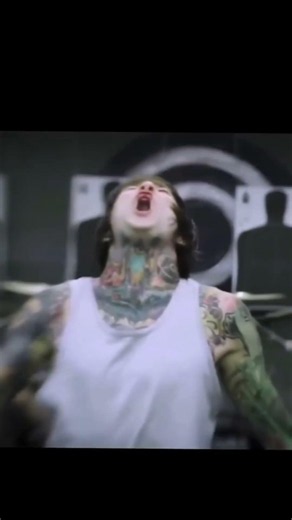Mitch Lucker vs Oliver Sykes WHO HAD THE BEST SCREAM?! 🔥 #Metal #Metalcore #Deathcore #shorts #fyp