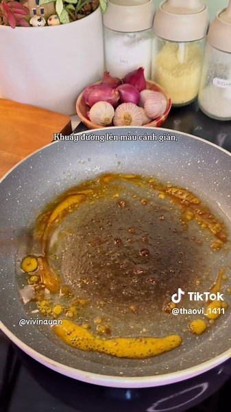 Cách làm gà kho sả ớt đơn giản và ngon