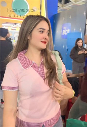 Pink Top Styling Ideas for Cute Casual Looks