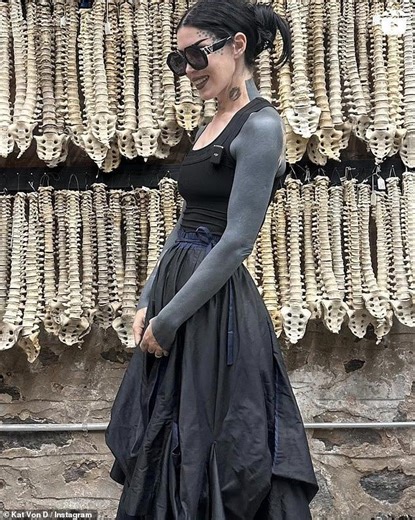 Kat Von D reveals what she looks like now after blacking out 80% of her body with tattoo ink (see email) - NewsBreak