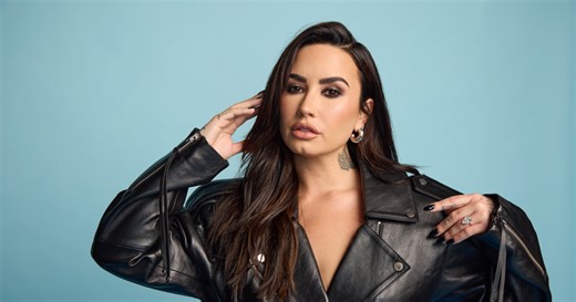 Demi Lovato Shows Off Her Incredibly Toned Figure in New Photo