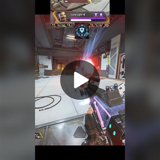 Futuristic FPS Gameplay: Combat and Strategy Overview