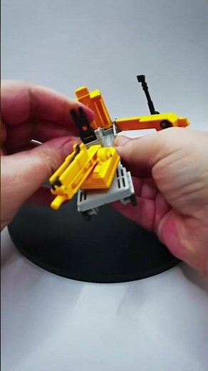 Erector (G1 Micromasters) - Vehicle to Robot Transformation