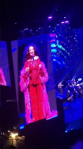 Diana Ross - Home (Live Paris 2025, Accor Arena) 🇫🇷 #DianaRoss #Paris #Concert