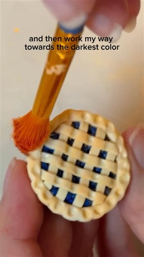 Polymer Clay Artist on Instagram: "Making Pies With Clay 不"
