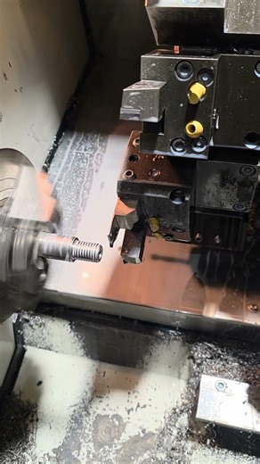 Removing Knife Edge at Start of Thread using POFF neutral insert.