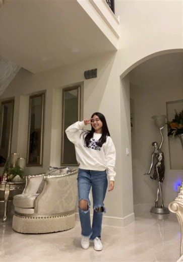 hit them with that flex 🤍 #fyp #dance #wepa #fyp