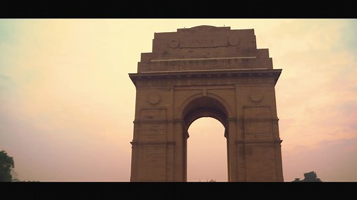 Tune that echoes in the skies 🇮🇳. We're honoured to have the Indian Air Force Band uniting hearts by playing their powerful rendition of #VandeMataram #SpiritOfFighter #Fighter Indian Air Force | Hrithik Roshan