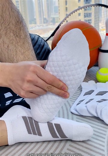 Professional sports socks are soft,comfortable,anti-slip,wear-resistant, breathable, and versatile #sportsocks #basketballsocks #breathable