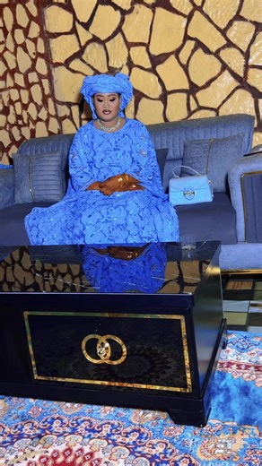 Vidéos de hadjia make up agadez🫰 (@hadjiamakeup7) avec Jarumar Matan Kasar Hausa - Danmusa New Prince