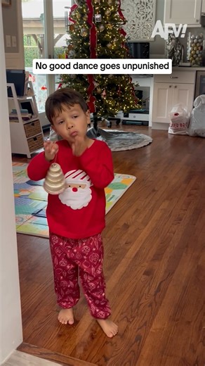 America's Funniest Home Videos | Does this count as break dancing? 🕺 #afv #christmas #fail #funny | Instagram