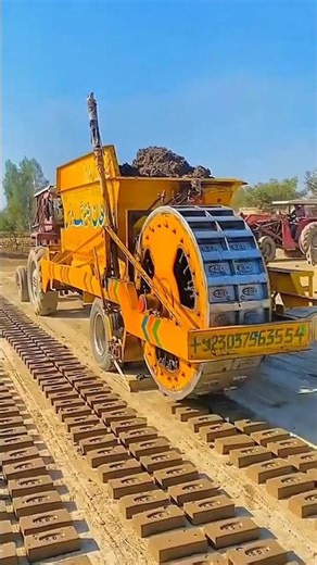 Automatic Clay Brick Maker Machine #brickmachine #claybrick #constructiontech