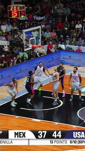 Mike James is playing out of his mind 🤯🇺🇸 #FIBAWC