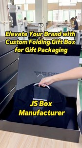 Redefining Luxury,Unboxed.The Bespoke Flat-Fold Brand Experience Engineered for UK Leading Fashion Excellence JS Box Manufacturer Personalized Oversized Premium Matt Black Gift Box with Smart Flat Foldable Design *The Unboxing,Elevated:Transform first touch into brand devotion.*The Efficiency,Engineered:Slash 90% on Storage & Shipping.*The Aesthetic,Defined:Oversized,magnetic,and finished in minimalist Matt black *Customer Loyalty,Built: Sustainable packaging solutions with highlighted UV printi