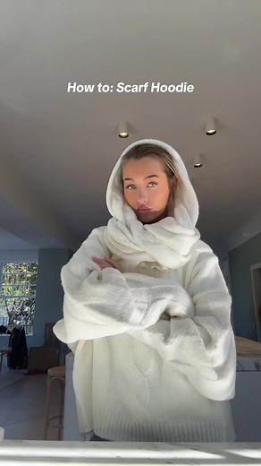 How to: Scarf into a Hoodie @onemilethelabel