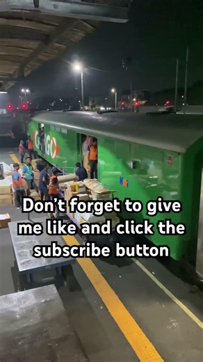 Cargo loading on a train #train #mail #cargo #carriage