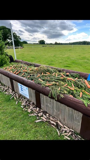 🌟 The stage is nearly set for the Aspen Cooling BE80 Grassroots Championship at Chillington! 🌟 🏇 Dressage kicks off tomorrow, with Show Jumping and Cross Country starting Saturday. We’re thrilled to welcome everyone arriving and settling in this evening. It's going to be an unforgettable weekend of grassroots competition! 🎉 Huge thanks to our amazing sponsor Aspen Cooling, and to Vicky Plant and her brilliant team at Chillington for their incredible hard work behind the scenes. 📍 Course Wal