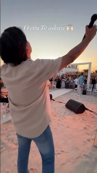 Oh Jesus, heaven adores You!!! ❤️‍🔥 #gabrielarocha #jullianysouza #praise #worship