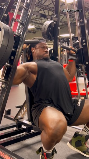 2.7K views · 192 reactions | Shoulder day vlog  fueled by @prozisusa . Sups and headband = Prozis DISCOUNT CODE = IFE10 . Click the link  in my bio to take you straight to the website for purchase. #bodybuildingmotivation #ﬁtnessmotivation #biafragiant #ifbbpro #nutritionist #shoulderworkout | Ifesinachi friday | Facebook