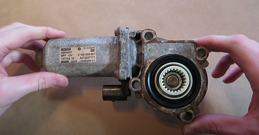 X3 and X5 BMW Transfer Case Actuator Gear Replacement DIY