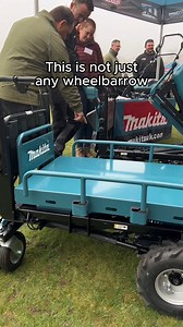 Latest addition to Makita Battery Powered Wheelbarrow 🔥 DCU601 300 Kg Capacity with an Electric lift #ukplanettools #makita #makitatools #wheelbarrow #batterypowered #toolsofthetrade | UK Planet Tools