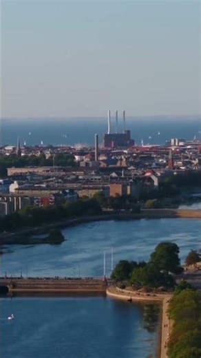 Drönare - Dronning Louises Bro i Köpenhamn i Danmark (Frederiksborggade) (Nørrebrogade) (#Shorts)