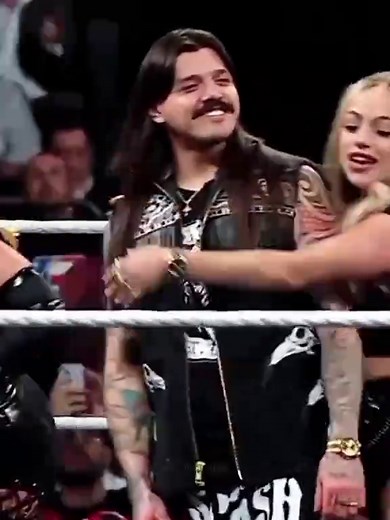 Liv y Dom: Momentos Inolvidables en WWE