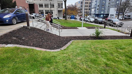 JUNIOR HEALTH CARE SCHOLARS: “Every day that I come into the hospital, I feel more comfortable.” The MultiCare Health System COPE Health Scholars and Junior Health Scholars programs provide hands-on learning experiences for college and high school students who are considering in-demand careers as healthcare professionals. We are grateful that these opportunities are available to help our students realize their future goals. To learn more, visit jobs.multicare.org/cope, talk to your high school’s