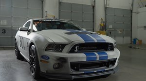 With proper prep, Plasti Dip removal is easy! Check out this time lapse removal on a Mustang. | Plasti Dip