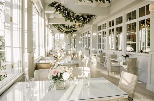 Gwendolyn Rogers makes Christmas magic at Indiana’s Cake Bake Shop