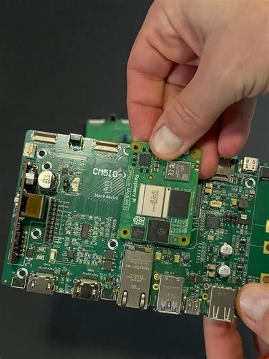 Meet the ioX, our professional carrier board for the Raspberry Pi CM5 🔧 Same footprint as the official @raspberry_pi IO board... Supercharged with features! PoE , dual HDMI, M.2 NVMe, audio jack, GPIO expansion... all in one board we designed from scratch for professional deployments. What would you build with this? 👇 #raspberrypi #embeddedsystem #electronics