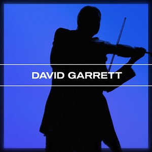 Erlebe den Zauber genialer Violinenvariationen mit David Garrett. Auf seiner Millennium-Symphony Arena-Tour erwartet dich sein einzigartiger Crossover-Geniestreich! 🎻✨ Jetzt Tickets sichern!🎟️ | David Garrett