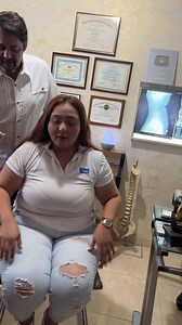 ¿Rigidez en el Cuello? Ajuste Cervical para Aumentar la Movilidad. Un ajuste cervical puede ser muy efectivo para mejorar el rango de movimiento en la región del cuello. Este tipo de ajuste se enfoca en liberar las restricciones en las vértebras cervicales, lo cual permite una mejor movilidad y flexibilidad. #ajustecervical #quiropraxia #quiropractico #ajustequiropractico | Clínica Quiropráctica y Terapia Física