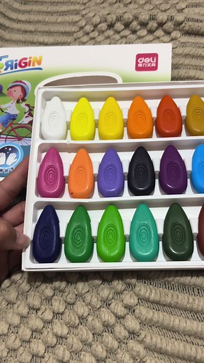 OVAL SHAPED CRAYONS! Mas ok pagamit sa mga bata! Recommended ng therapist ni ate yza 🥰 #ovalshapecrayons #crayons #educationalvideo
