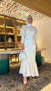 Zarif dantel elbisemiz tek renk seçeneği ile Web sitemizde ve satış noktalarımızda sizi bekliyor 🦢🦢 #ss25 #keşfetteyiz #shine #türkiye #like #katar #i̇stanbul #abi̇ye | Selvi Çetin Butik