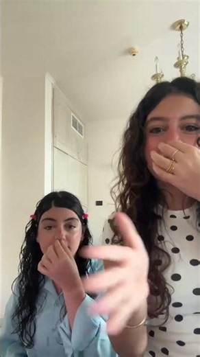 البسي مايوه واعملي تاتو! 😂 نصائح آخر زمن 💅 #اكسبلور #مايكاب #كوميديا